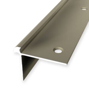 Treppenkantenprofil 32 x 42 mm Aluminium Winkelprofil Glatt Versenkt Gebohrt ...